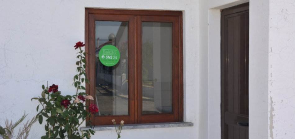 ULSLA: SECRETÁRIO DE ESTADO DA SAÚDE INAUGURA BALCÕES SNS24